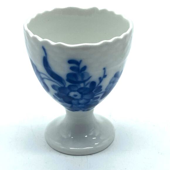 2 Denmark Vtg Royal Copenhagen Blue Flower‎ Egg Cup Royal # 10-1568 Factory 1st - Picture 2 of 9